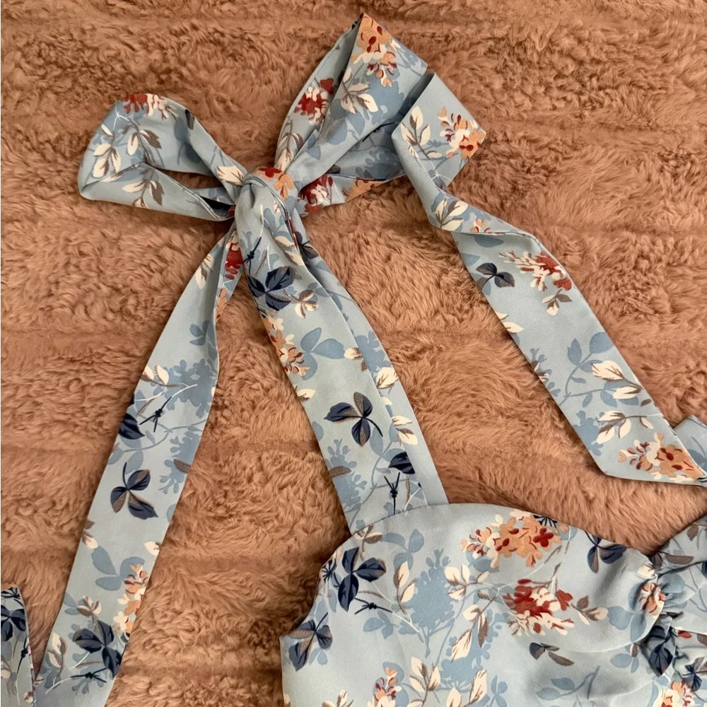 Blue and White Floral Dress - Picture 2 of 5